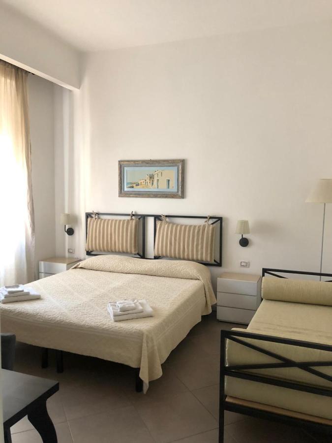 נואורו B&B Piazza Dante Nuoro מראה חיצוני תמונה