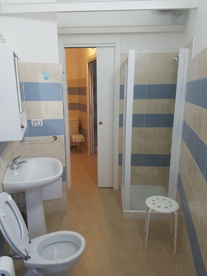 נואורו B&B Piazza Dante Nuoro מראה חיצוני תמונה