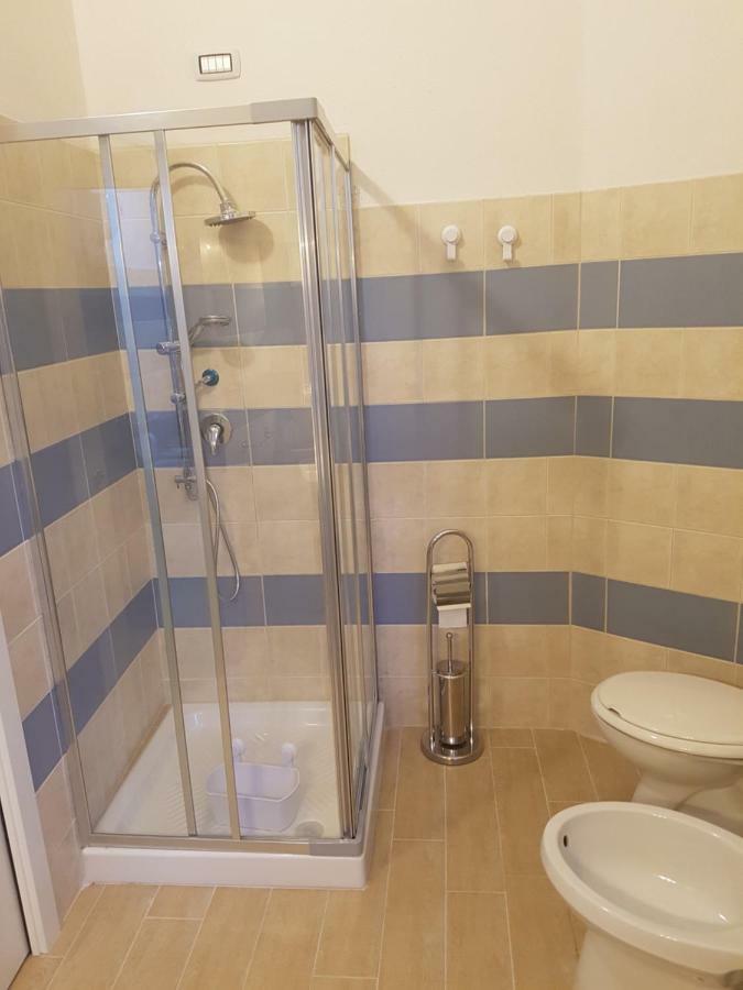 נואורו B&B Piazza Dante Nuoro מראה חיצוני תמונה